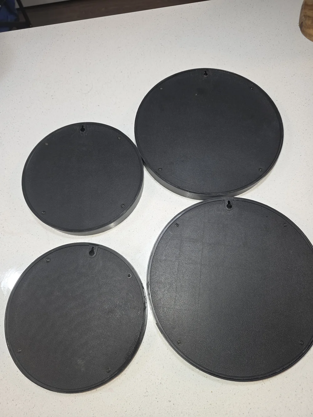Set of 4 Round Black Wall Mirrors - Modern Simple Design